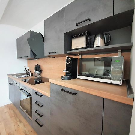 Pb Ferienwohnungen - Fewo 1 - Stilvoll Eingerichtetes Apartment Im Herzen Senftenbergs Kültér fotó
