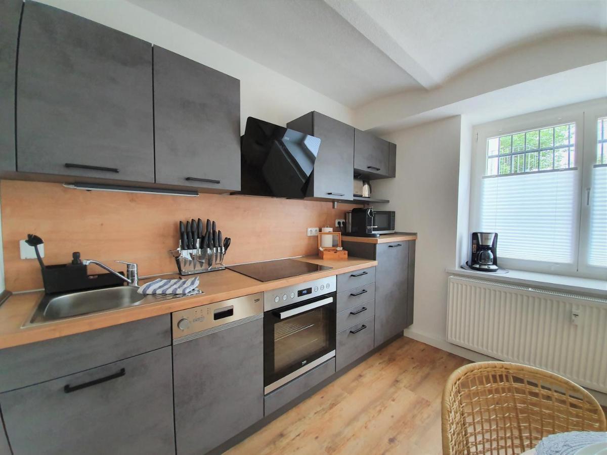 Pb Ferienwohnungen - Fewo 1 - Stilvoll Eingerichtetes Apartment Im Herzen Senftenbergs Kültér fotó