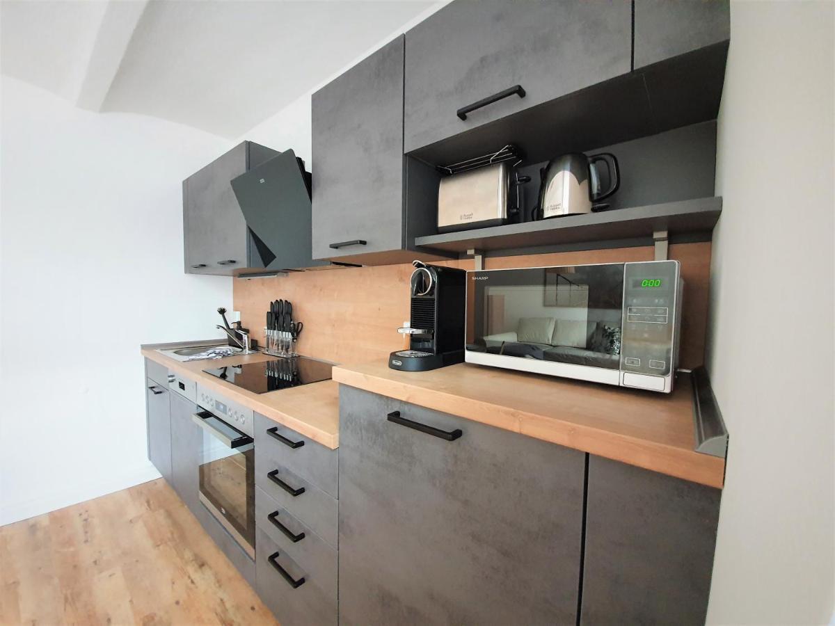 Pb Ferienwohnungen - Fewo 1 - Stilvoll Eingerichtetes Apartment Im Herzen Senftenbergs Kültér fotó