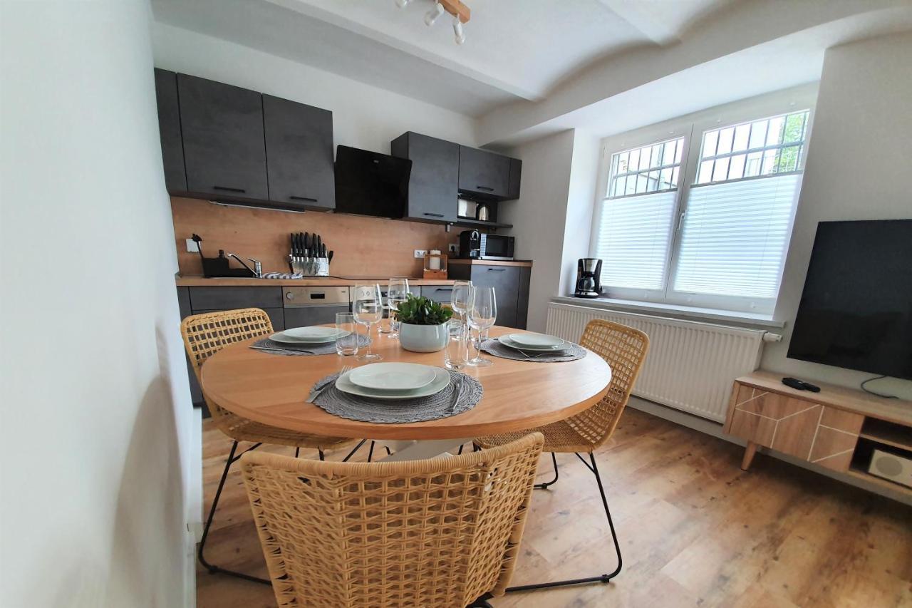 Pb Ferienwohnungen - Fewo 1 - Stilvoll Eingerichtetes Apartment Im Herzen Senftenbergs Kültér fotó